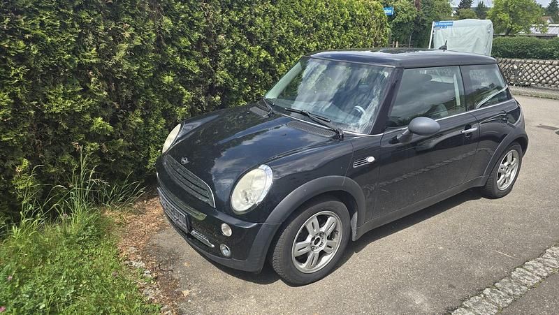 Gebraucht Mini Cooper 90 PS (66 kW) 2005 Schwarz Kleinwagen