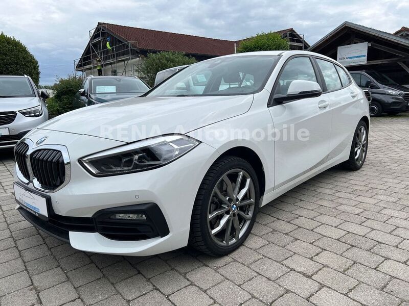 Weiß Gebraucht 2024 BMW 120 Advantage Kleinwagen | 28.980 € (Fairer Preis) - Bild 1/4