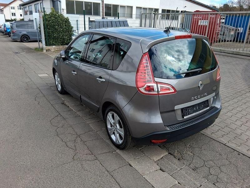 Gebraucht Renault Scénic III Dynamique 131 PS (96 kW) 2010 Grau Van / Kleinbus