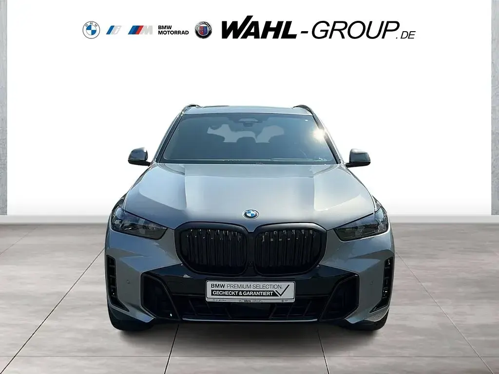 Gebraucht BMW X5 M Sport 298 PS (219 kW) 2025 Skyscraper grau SUV