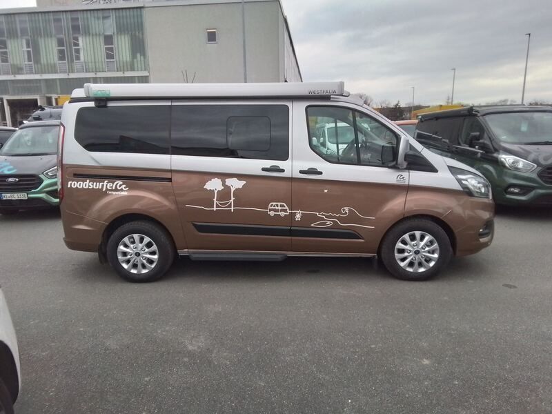 Gebraucht Ford Transit Custom Nugget 185 PS (136 kW) 2022 Silber Van / Kleinbus