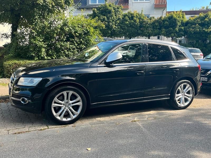 Schwarz Gebraucht 2013 Audi SQ5 SUV | 18.000 € - Bild 1/4