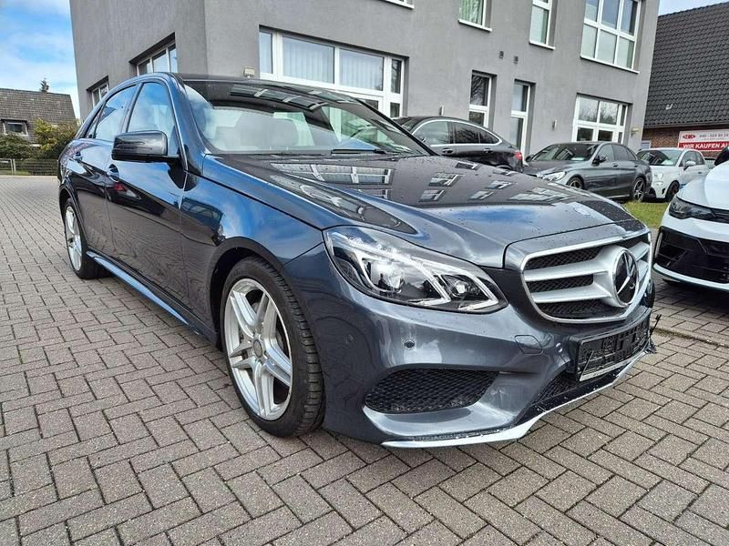 Gebraucht Mercedes E400 AMG line 333 PS (244 kW) 2015 Grau Limousine