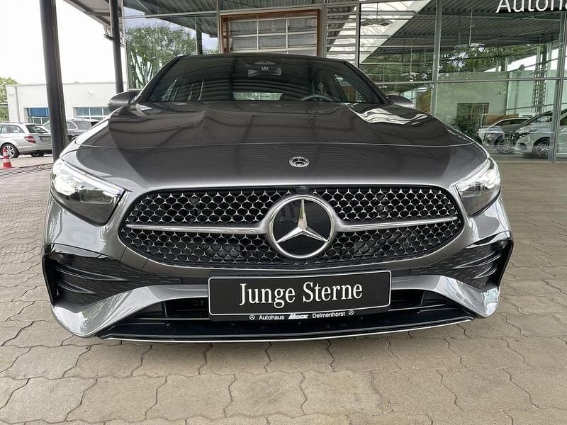 Gebraucht Mercedes A250 Advanced Plus 224 PS (164 kW) 2024 Grau Limousine
