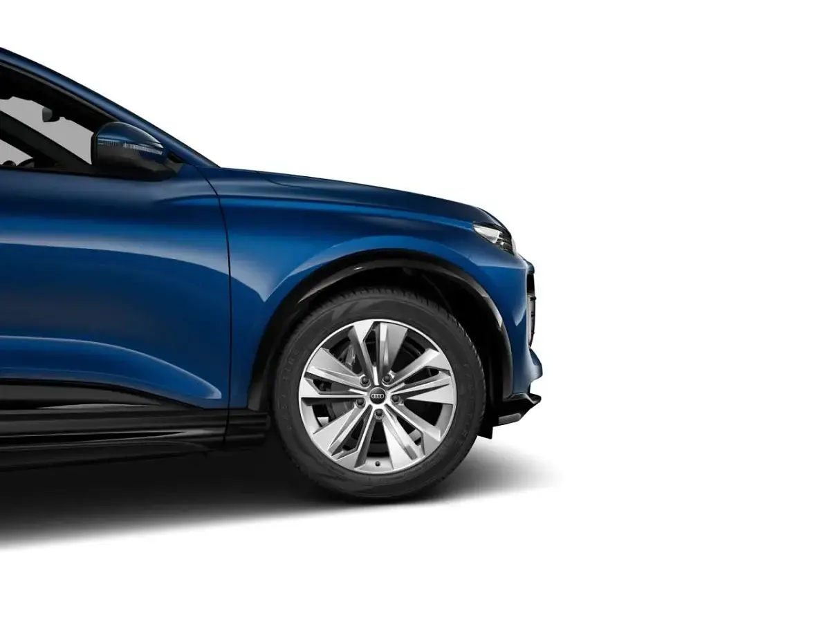 Gebraucht Audi Q6 e-tron 284 kW (387 PS) 2025 Ascariblau metallic SUV