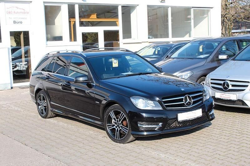 Gebraucht Mercedes C220 AMG 170 PS (125 kW) 2014 Schwarz Kombi