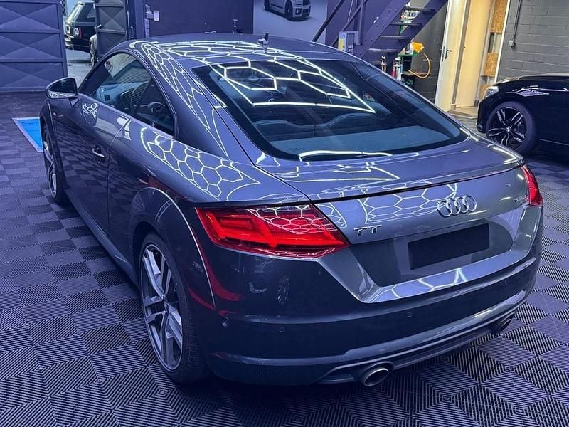 Gebraucht Audi TT S-Line 230 PS (169 kW) 2015 Grau Coupé