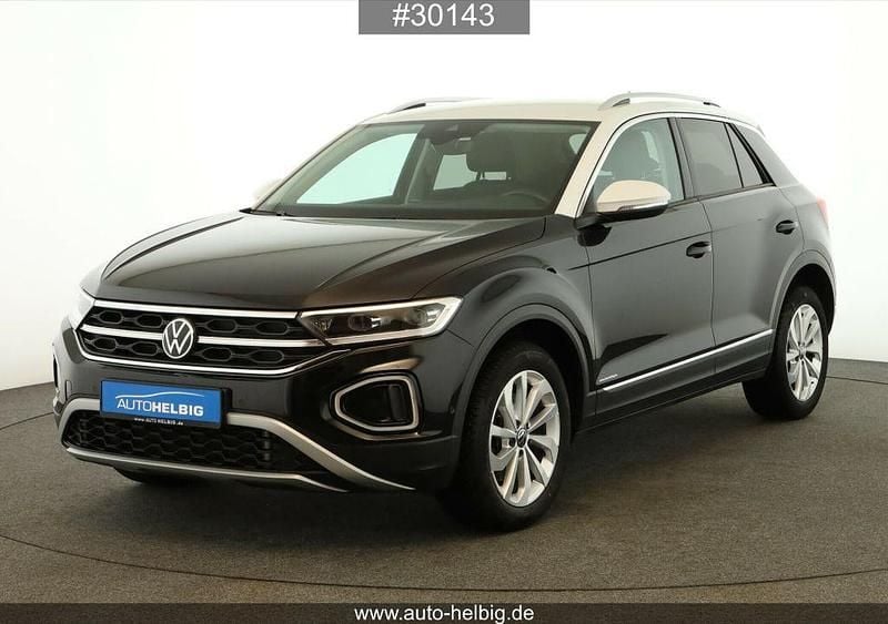 Deep black perleffekt Gebraucht 2024 VW T-Roc Style SUV | 24.690 € (Superpreis) - Bild 1/4