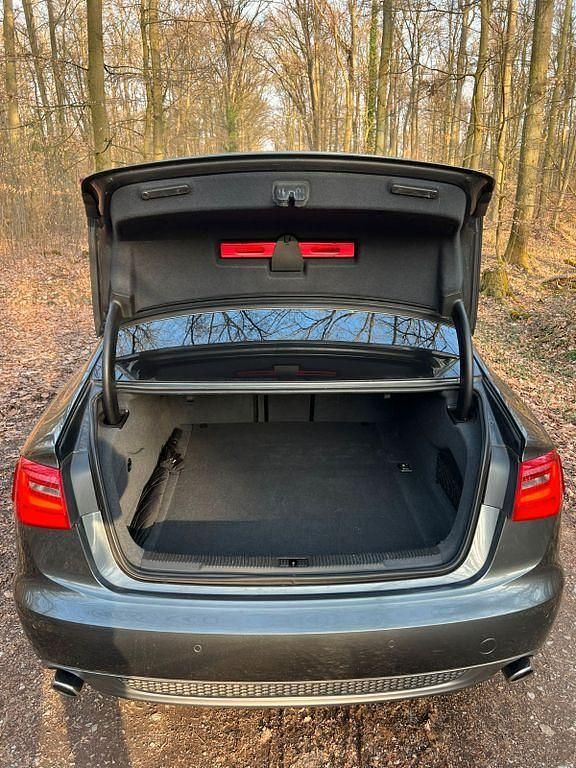 Gebraucht Audi A6 Ambiente 245 PS (180 kW) 2011 Grau Limousine