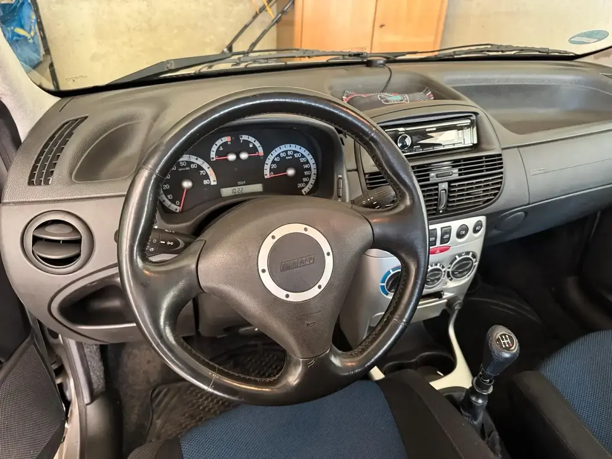 Gebraucht Fiat Punto 80 PS (58 kW) 2002 Silber Kleinwagen