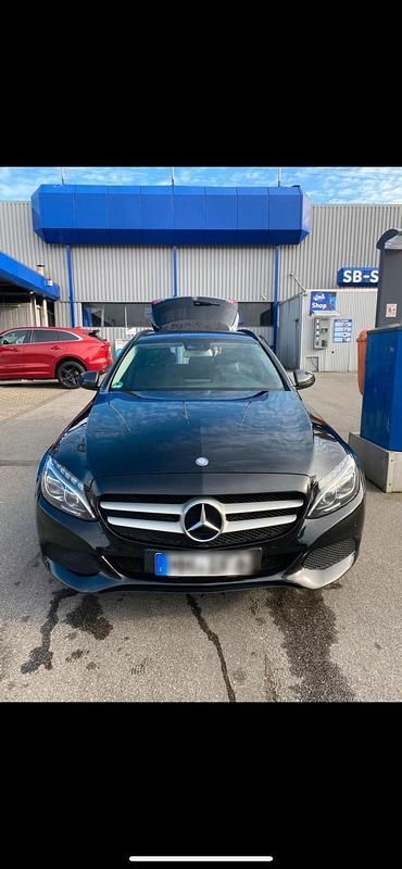 Gebraucht Mercedes C220 170 PS (125 kW) 2014 Schwarz Kombi