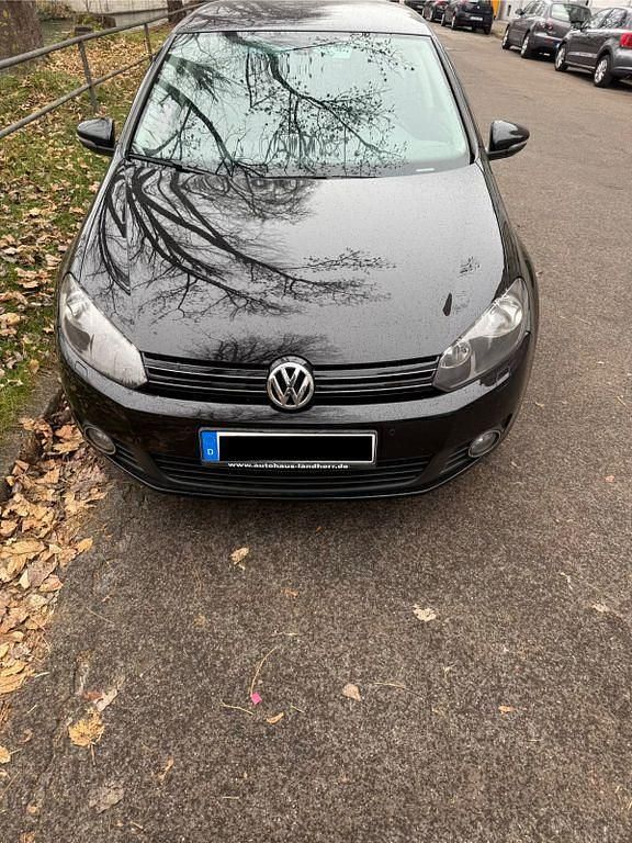 Gebraucht VW Golf VI Team 122 PS (89 kW) 2011 Schwarz Kleinwagen