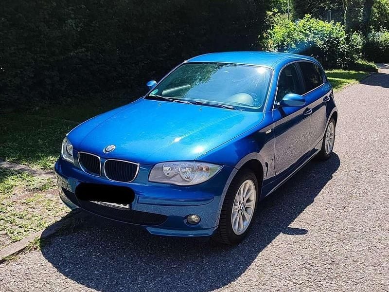 Blau Gebraucht 2004 BMW 116 Kleinwagen | 3.400 € (Etwas zu teuer) - Bild 1/4