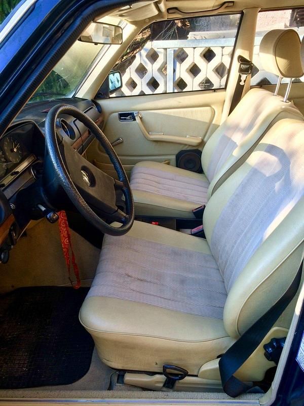 Gebraucht Mercedes 300 125 PS (91 kW) 1981 Blau Kombi