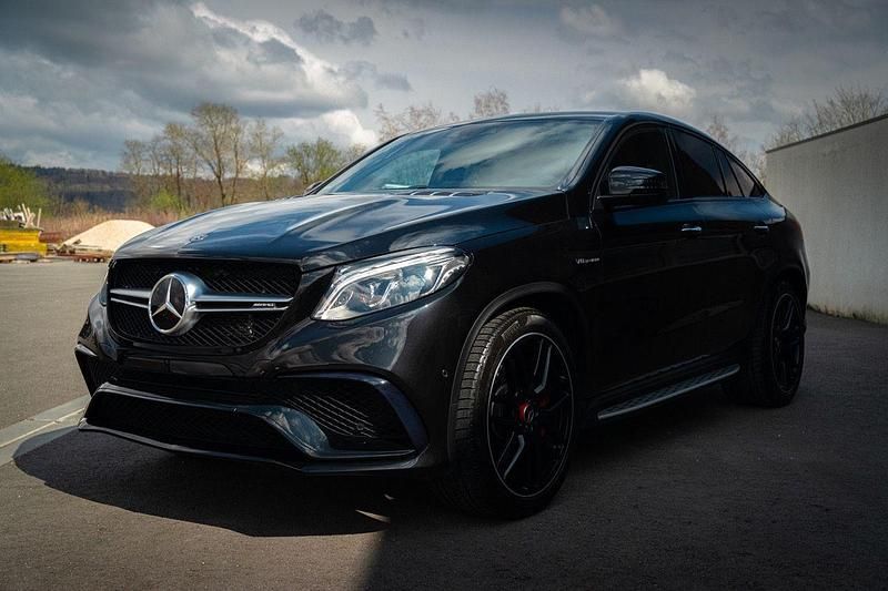 Schwarz Gebraucht 2018 Mercedes GLE63 AMG AMG Coupé | 58.390 € (Fairer Preis) - Bild 1/4
