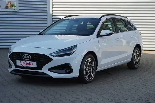 Neu Hyundai i30 150 PS (110 kW) 2026 Weiß Kombi