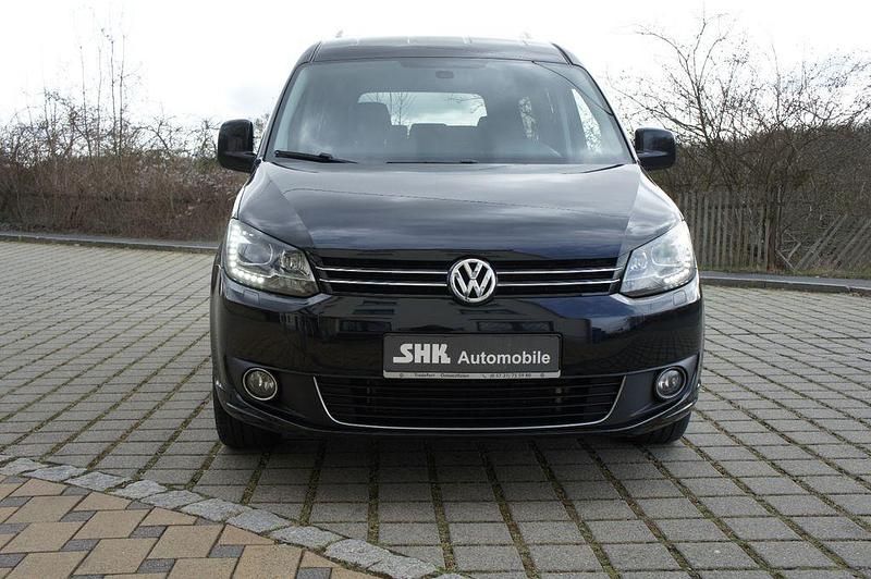 Gebraucht VW Caddy Maxi Cup 140 PS (102 kW) 2014 Schwarz Van / Kleinbus