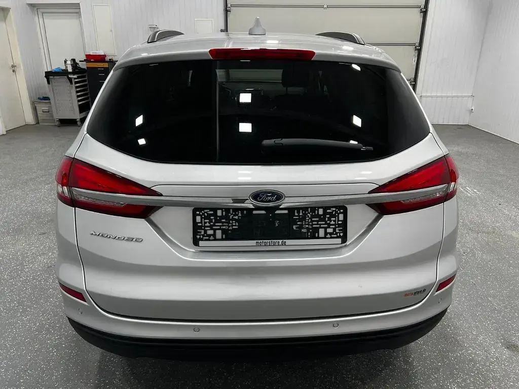 Gebraucht Ford Mondeo 150 PS (110 kW) 2020 Polarsilber (pnzjb0) (metallic) Kombi