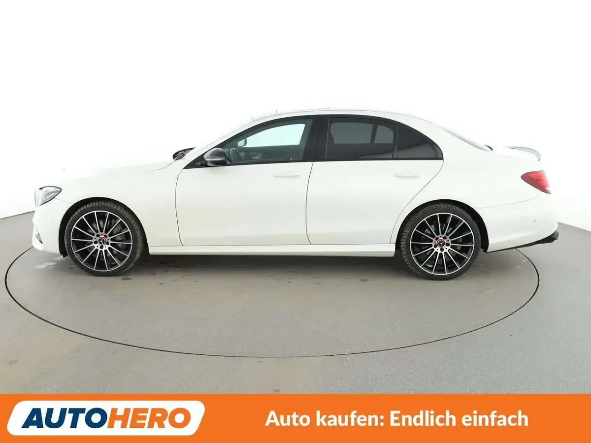 Gebraucht Mercedes E400 AMG line 340 PS (250 kW) 2018 Weiß Limousine