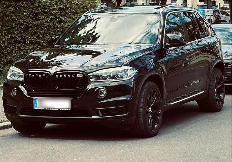 Schwarz Gebraucht 2014 BMW X5 Sport Line SUV | 27.750 € - Bild 1/4