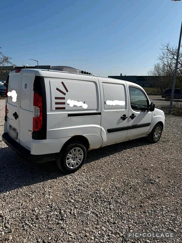 Gebraucht Fiat Doblò 101 PS (74 kW) 2008 Weiß Van / Kleinbus