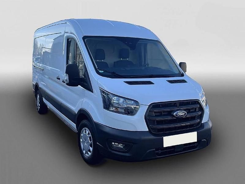 Gebraucht Ford Transit Trend 131 PS (96 kW) 2023 Weiß Van