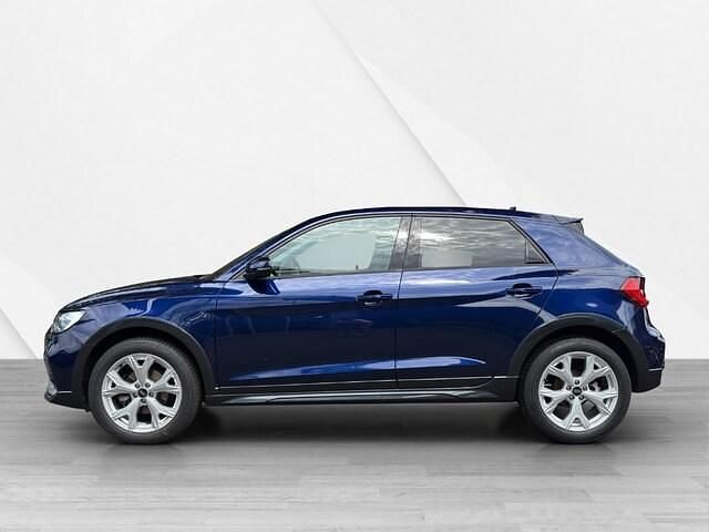 Gebraucht Audi A1 Basis 116 PS (85 kW) 2024 Navarrablau metallic Kleinwagen