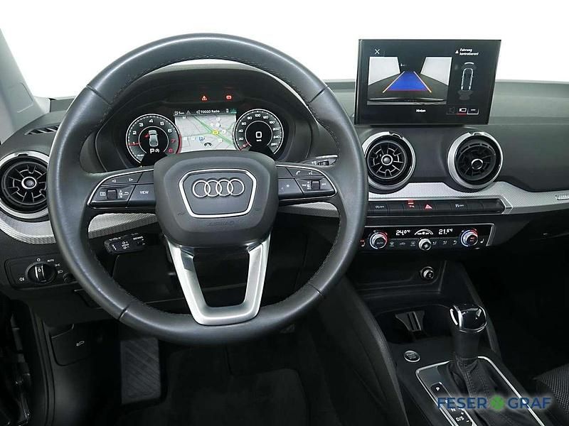 Gebraucht Audi Q2 Ambiente 150 PS (110 kW) 2025 Daytonagrau perleffekt SUV