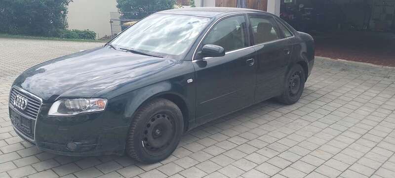 Grün Gebraucht 2006 Audi A4 Limousine | 5.600 € (Fairer Preis) - Bild 1/3