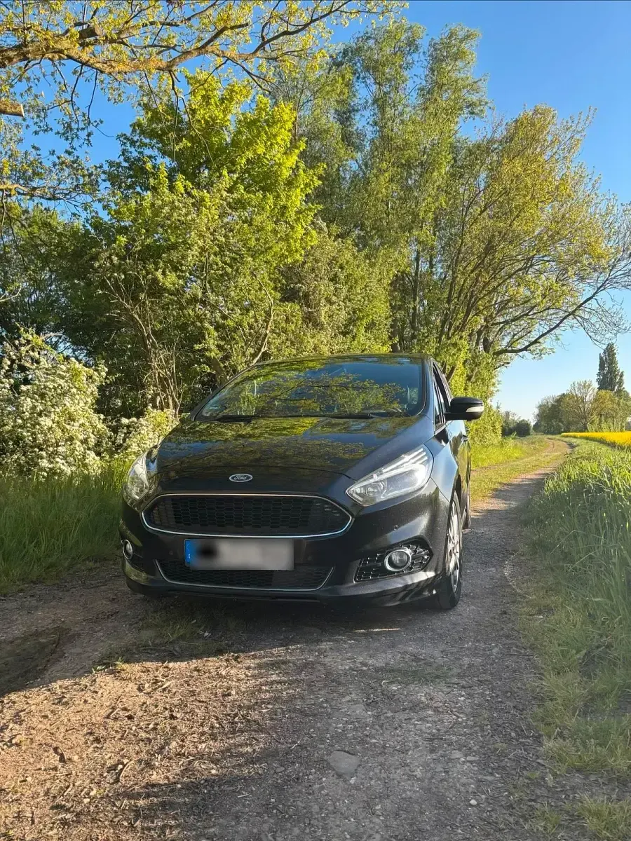 Gebraucht Ford S-MAX ST 240 PS (176 kW) 2018 Schwarz Van / Kleinbus