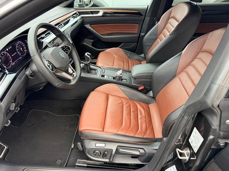 Gebraucht VW Arteon 150 PS (110 kW) 2021 Braun Limousine