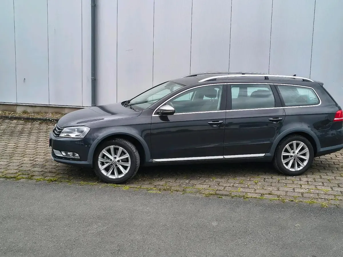 Gebraucht VW Passat Alltrack 140 PS (102 kW) 2012 Grau Kombi