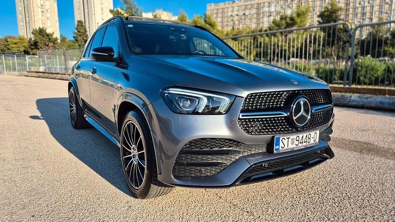 Grau Gebraucht 2022 Mercedes GLE350 SUV | 64.900 € (Etwas zu teuer) - Bild 1/4