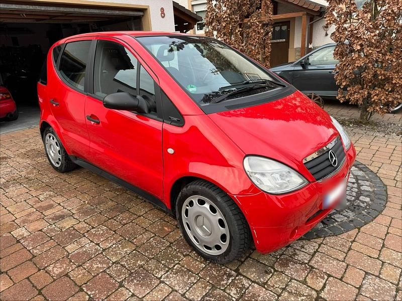 Gebraucht Mercedes A140 82 PS (60 kW) 1998 Rot Kleinwagen