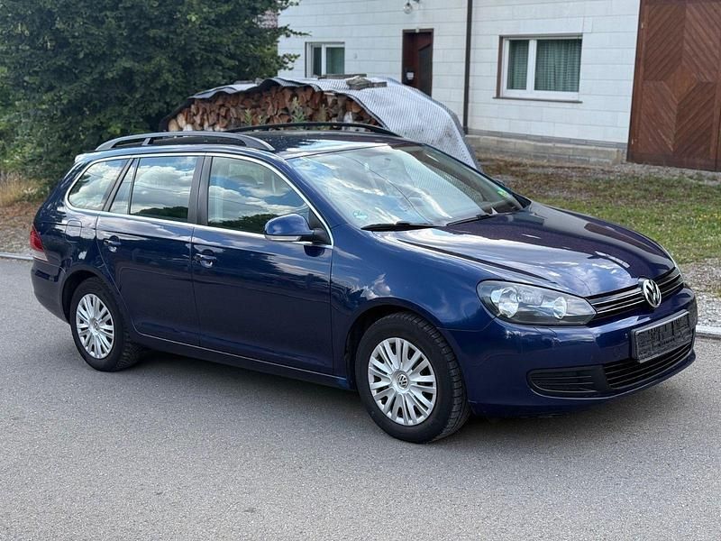 Blau Gebraucht 2010 VW Golf VI Kombi | 2.390 € (Fairer Preis) - Bild 1/4