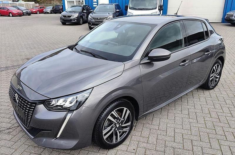 Grau Gebraucht 2021 Peugeot 208 Allure Kleinwagen | 11.200 € (Superpreis) - Bild 1/4