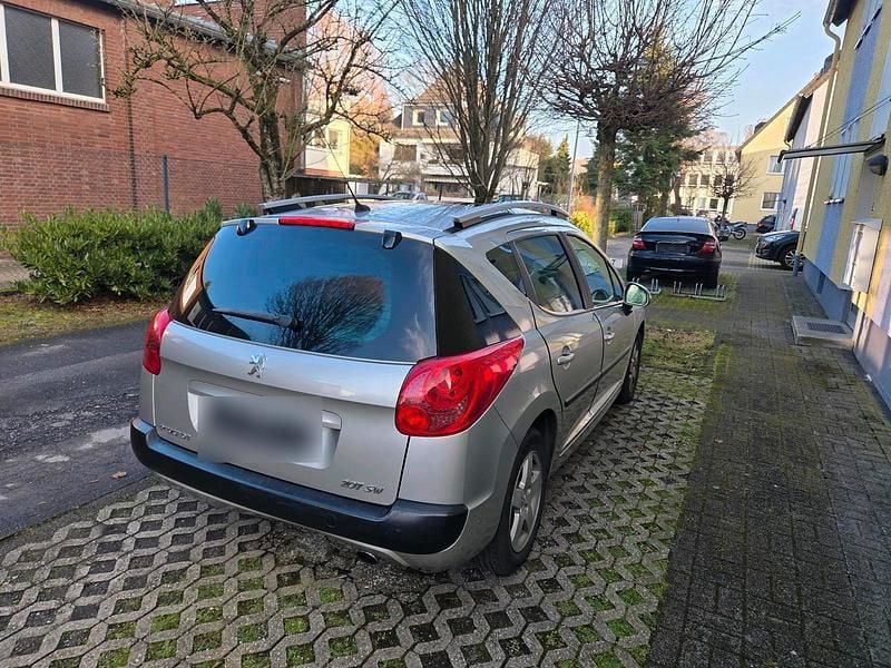 Gebraucht Peugeot 207 90 PS (66 kW) 2009 Grau Kombi
