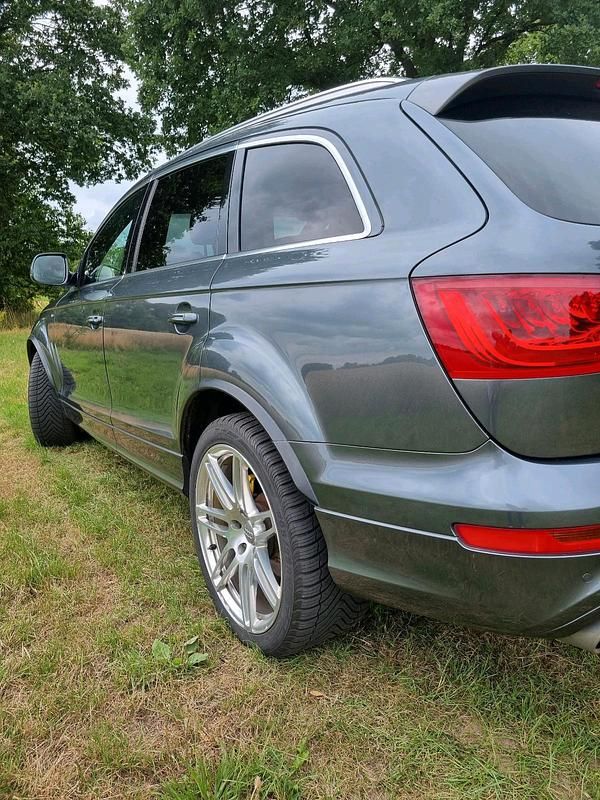 Usata Audi Q7 245 CV (180 kW) 2012 Grigio SUV