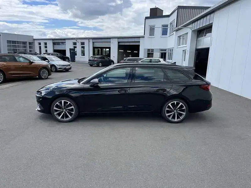 Gebraucht Seat Leon FR-Line 150 PS (110 kW) 2022 Schwarz Kombi