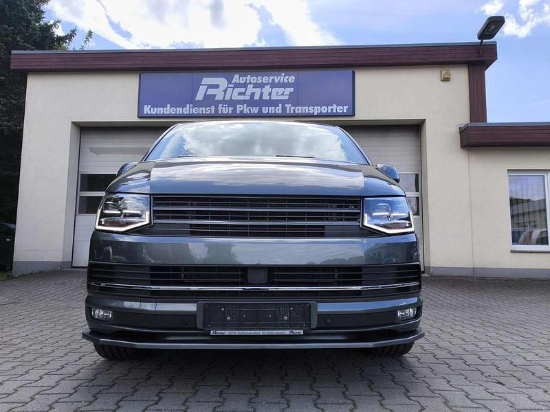 Indiumgrau metallic Gebraucht 2019 VW T6.1 Generation Six Van | 44.444 € (Teuer) - Bild 1/4