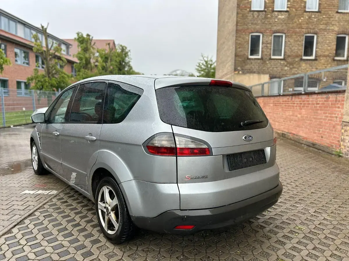 Gebraucht Ford Galaxy 140 PS (102 kW) 2006 Van / Kleinbus