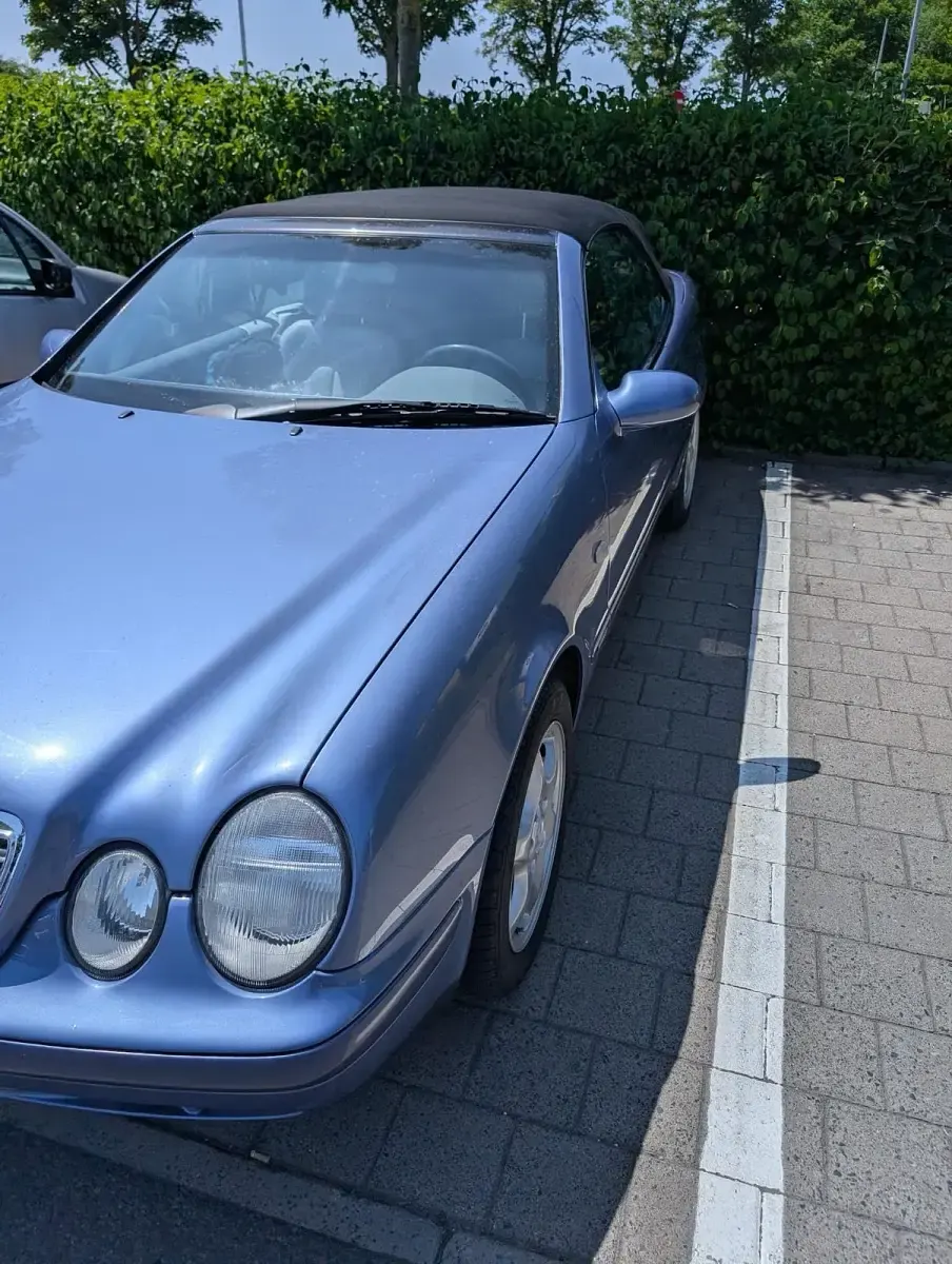 Gebraucht Mercedes CLK200 136 PS (100 kW) 1998 Andere farben Cabrio