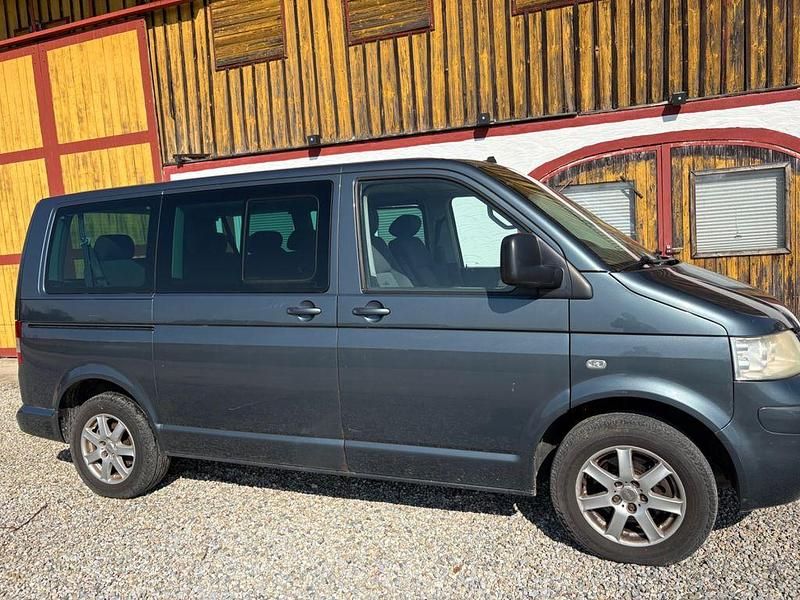 Gebraucht VW Caravelle 174 PS (127 kW) 2005 Grau Limousine