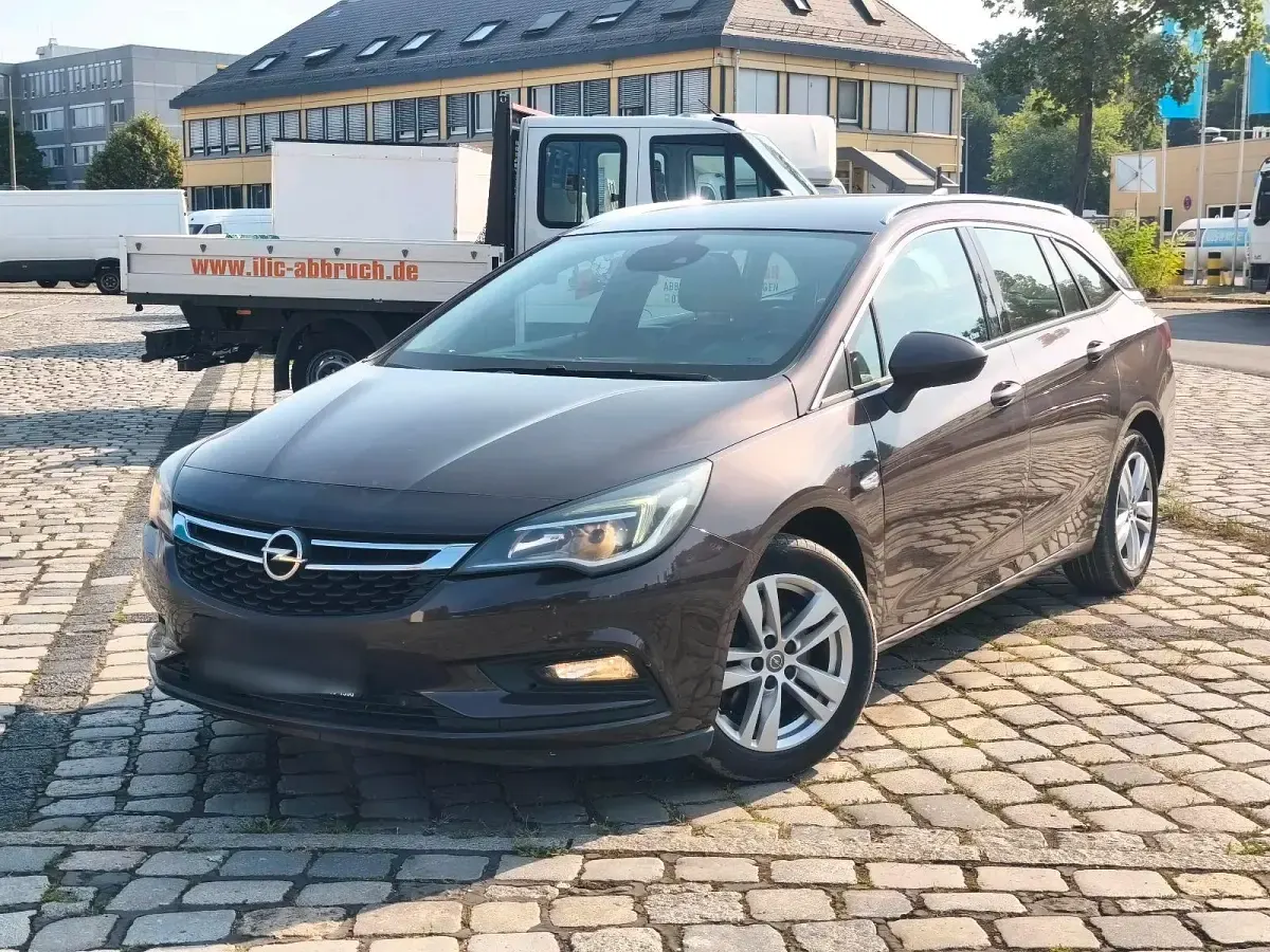 Gebraucht Opel Astra 160 PS (117 kW) 2016 Braun Kombi