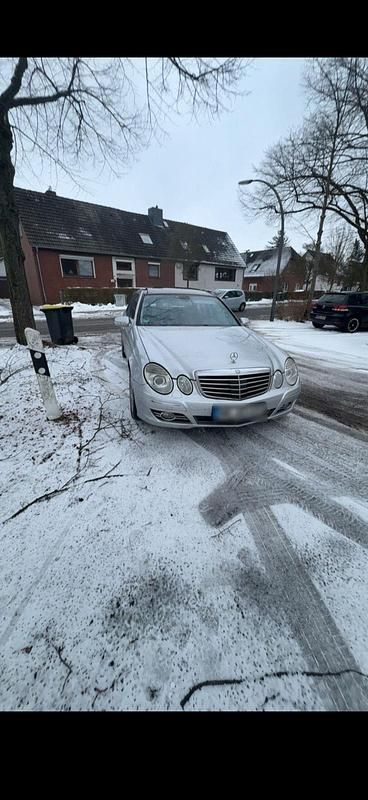 Gebraucht Mercedes E320 224 PS (164 kW) 2006 Grau Limousine
