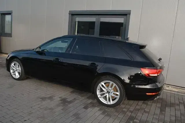 Gebraucht Audi A4 S-Line 190 PS (139 kW) 2018 Schwarz Kombi