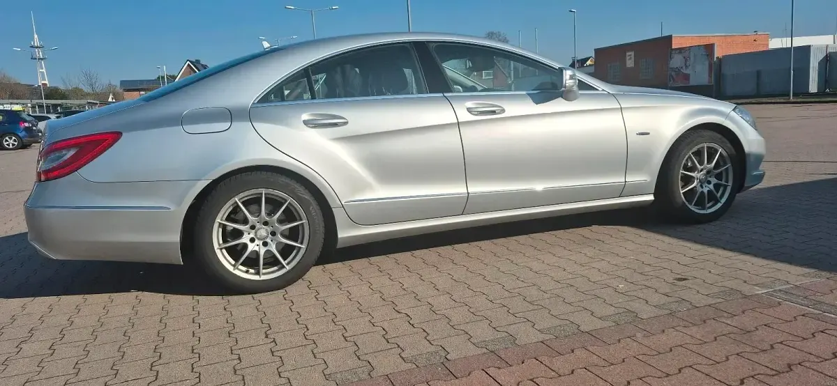 Gebraucht Mercedes CLS350 265 PS (194 kW) 2012 Silber Limousine