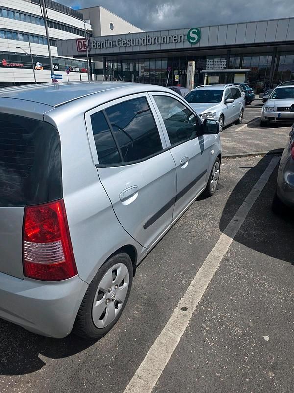 Gebraucht Kia Picanto 64 PS (47 kW) 2007 Silber Kleinwagen
