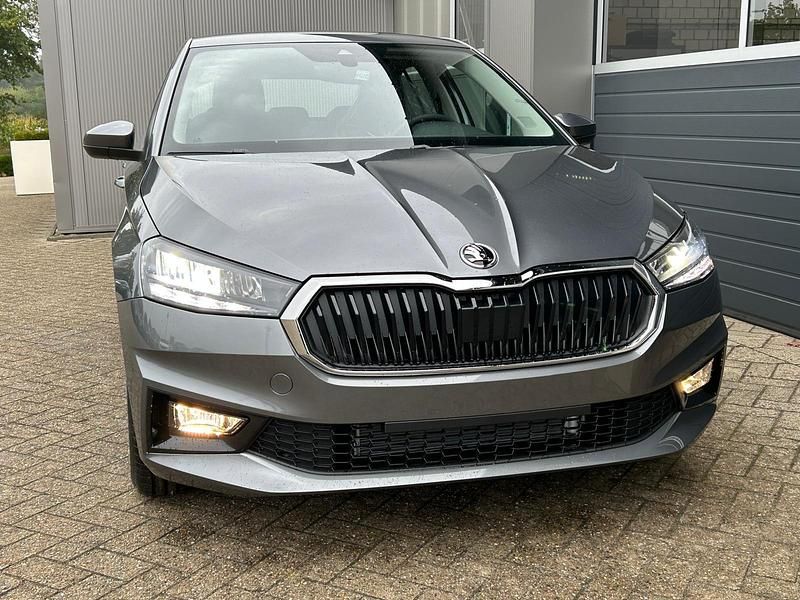 Graphitegrau metallic Neu 2025 Skoda Fabia Selection | 23.100 € (Fairer Preis) - Bild 1/4