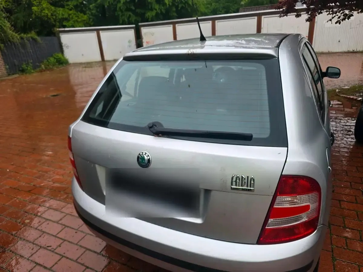 Gebraucht Skoda Fabia 72 PS (52 kW) 2005 Grau Limousine